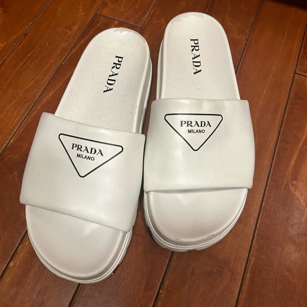 Prada slides